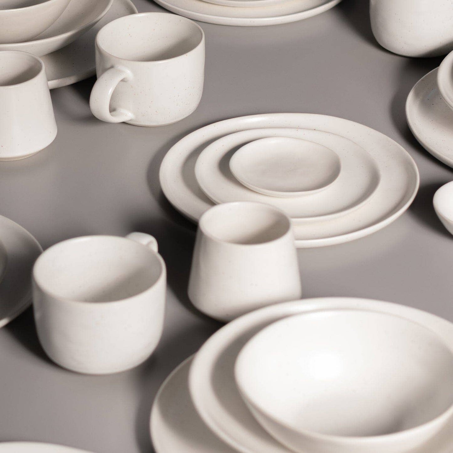 The Dinner Plates: Beachgrass Green